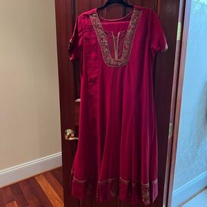 BRAND NEW!! Elegant Red Embroidered Salwar Kameez/Kurta